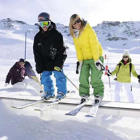Hauts De La Vanoise - Location: Pour Deux Personnes Au Dernier Etage En Plein Centre Mae-9111 * Val Thorens